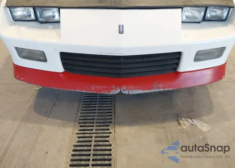 1990 Chevrolet Camaro Rs z USA, uszkodzony, nr VIN 1G1FP23E7LL103761